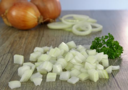 Melzer Zwiebel, gewürfelt 6x6mm - 4x2,5kg